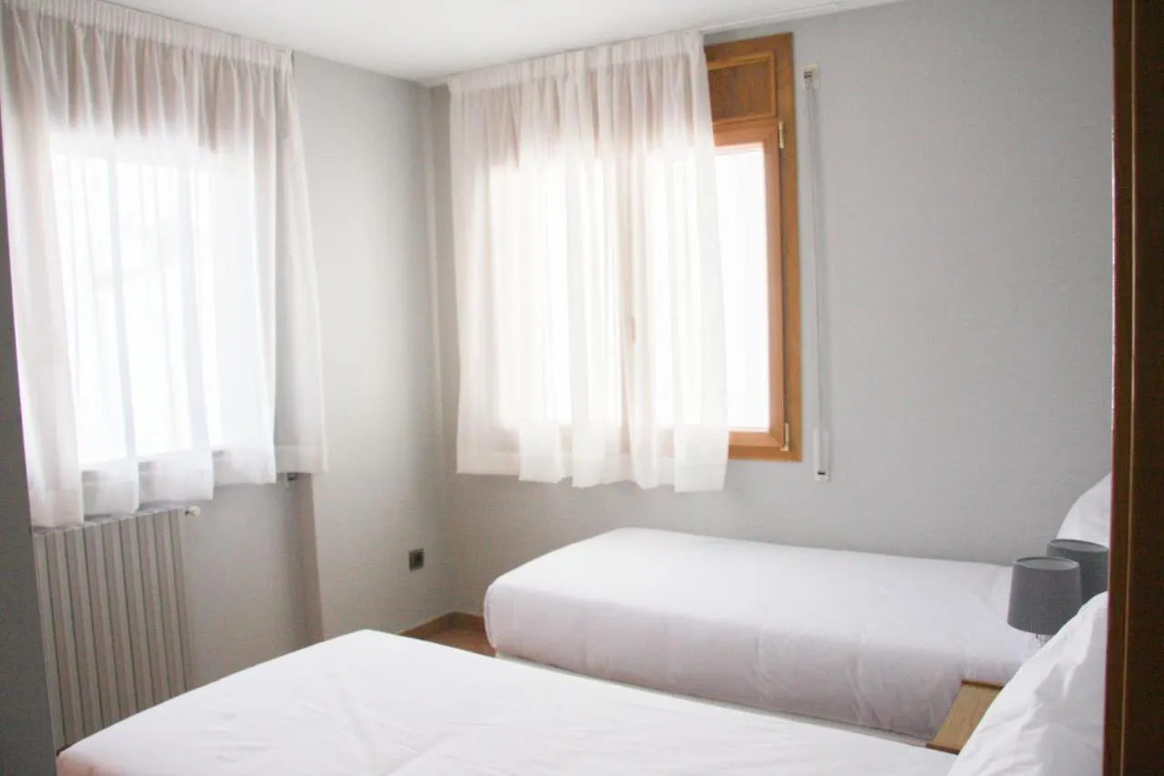 Apartaments Colells Bordes d'Envalira Apartment